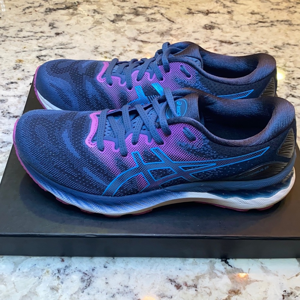 Asics Gel Nimbus 23 Size 9.5